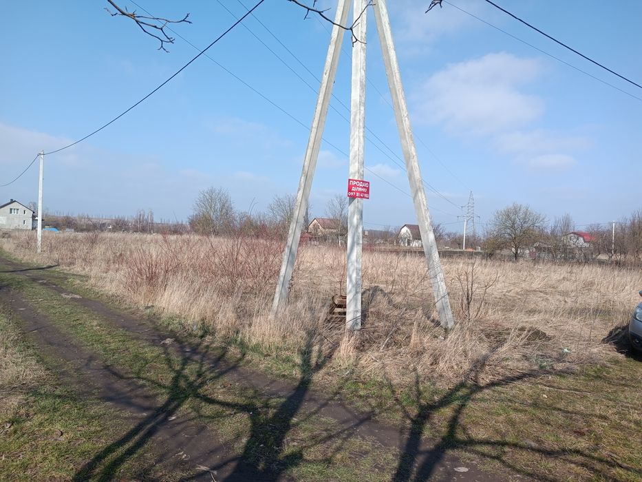 Продам ділянку в селі Городок . 7 км до Рівного.
Ді