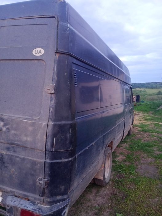 Продам івеко максі база