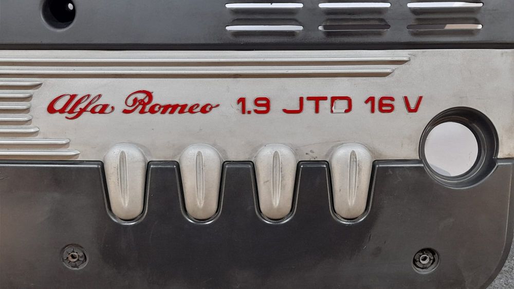 TAMPA TAMPO MOTOR ALFA ROMEO GT 937 1.9 JTD 150CV 937A5000 735304182