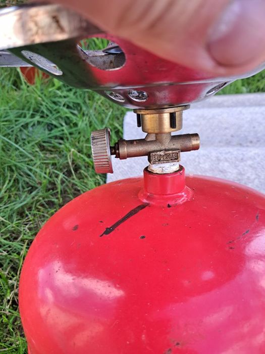 Кран для газового бытового балона