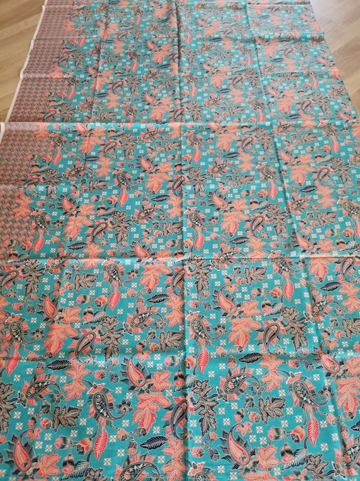 Tkanina batik z Bali – gotowa na obrus, nowa, unikatowa
