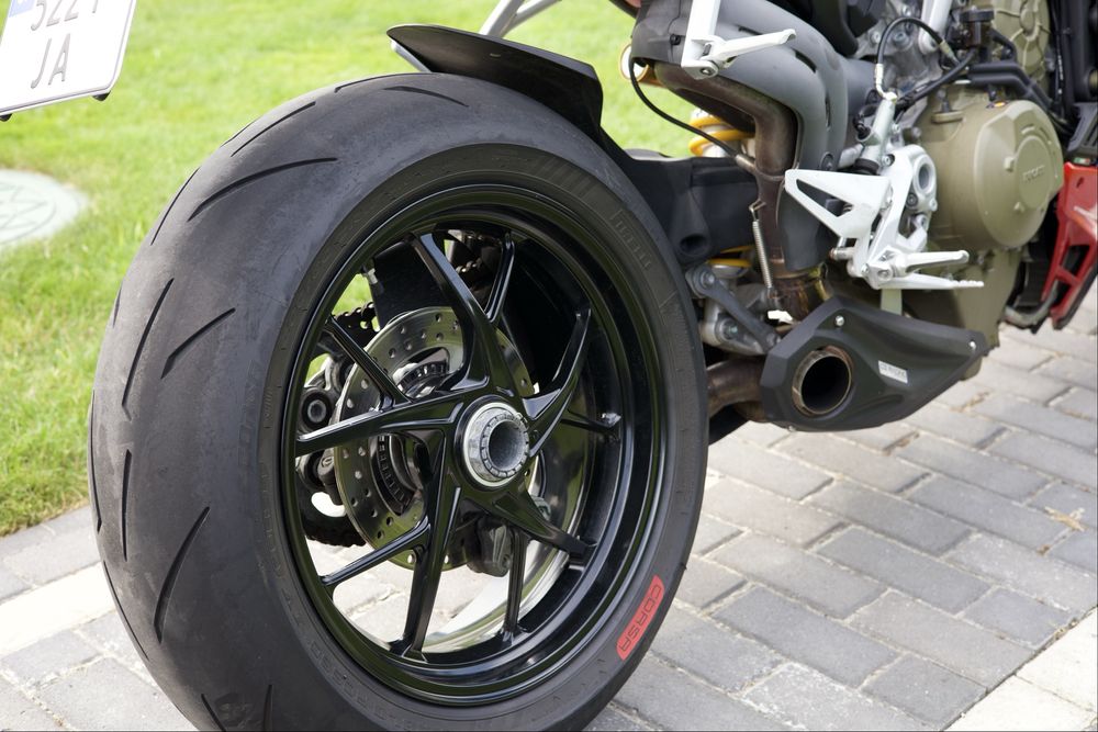 Ducati Streetfighter V4