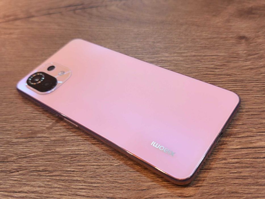 Xiaomi Mi 11 Lite 5G 128GB piękny róż - stan idealny + ETUI