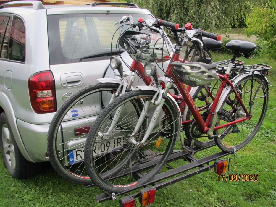 rower rowery turystyczne treckingowe bagażnik samochodowy kaski