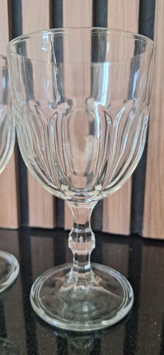 Serviço copos vinho e licor