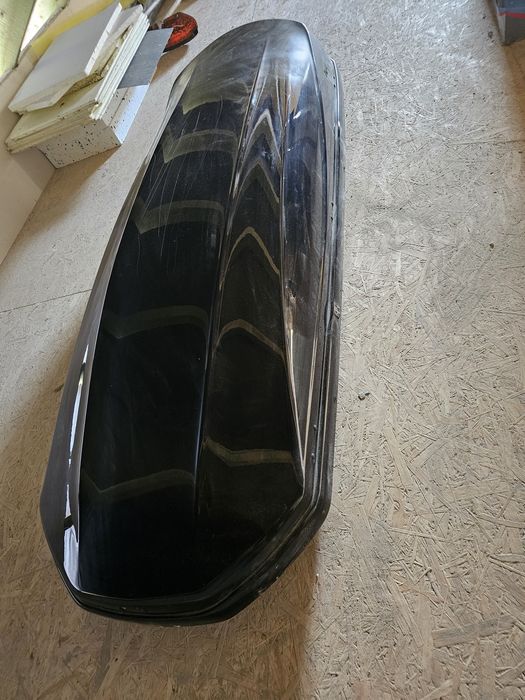 Box dachowy BMW 460