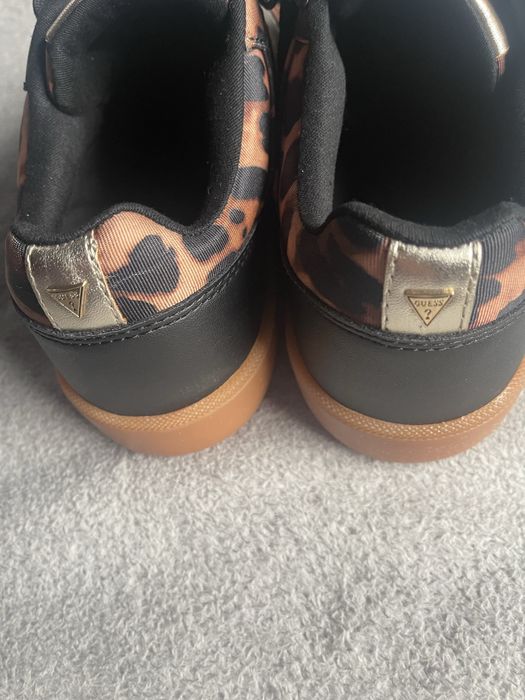 Adidasy damskie Guess