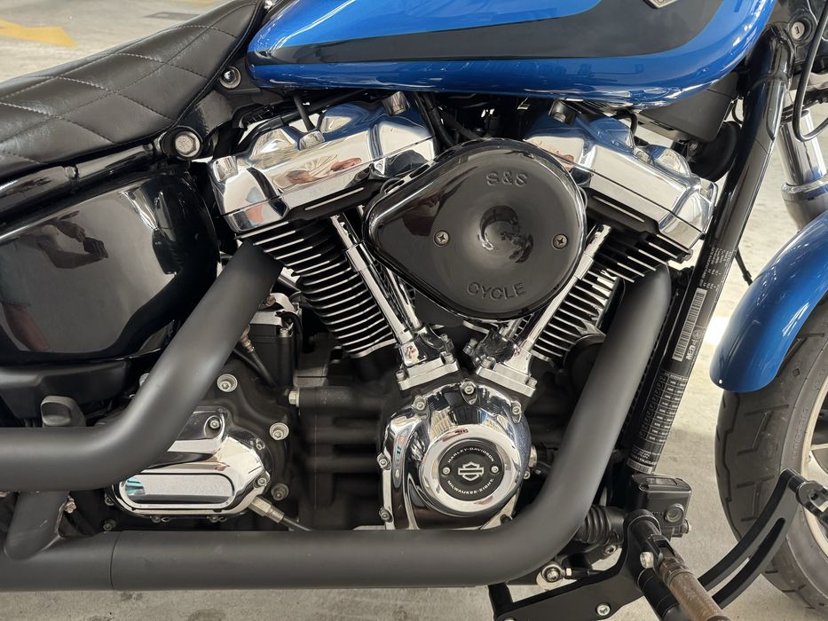 Harley Davidson Softail Low Rider