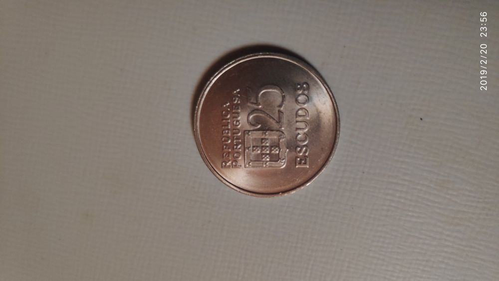Moeda de 25 escudos de 1980