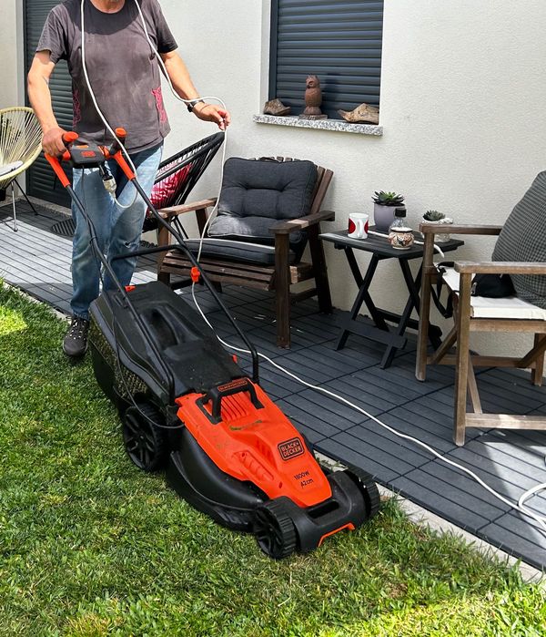 Corta-relva elétrico Black-Decker