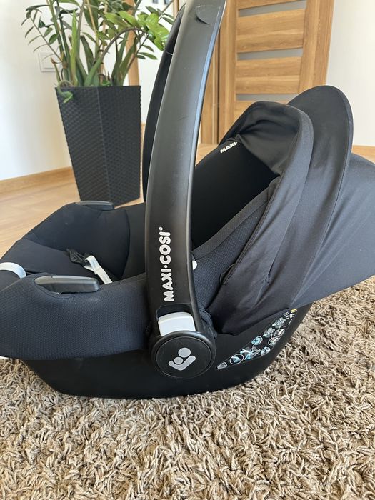 Nosidelko maxi-cosi