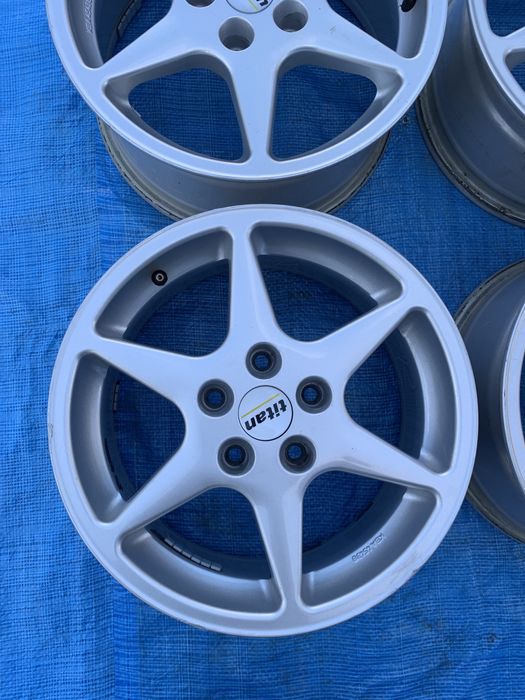 Диски R16.5.114.3 Reno Megane Scenic Nissan Qashqai Toyota Camry Rav4