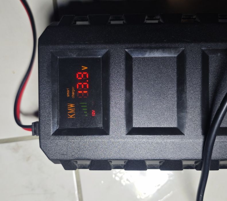 Зарядний пристрій LiitoKala battery charger