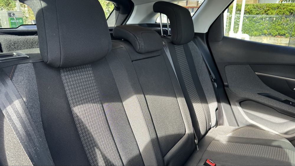 Peugeot 3008  1.5 BlueHDI  com 130cv
