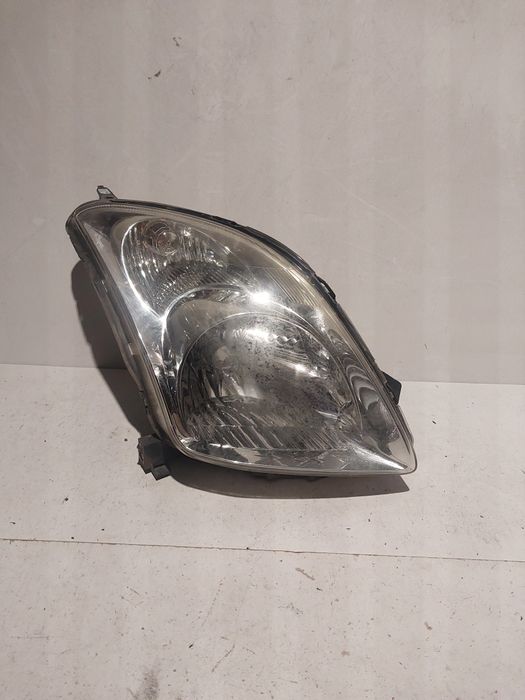 Suzuki swift mk6 mkVI mk 6 VI 3 prawa lampa przednia reflektor prawy