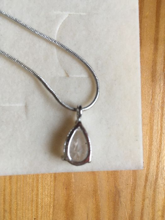 Srebrne kolczyki i naszyjnik firmy Apart