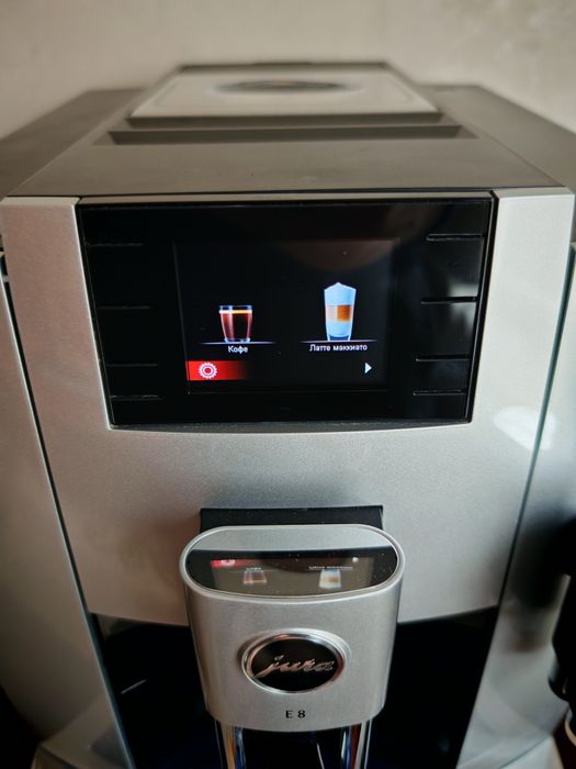 Кавомашина JURA E8 silver як нова