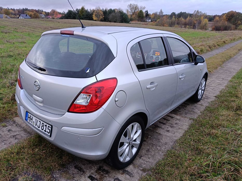 Opel Corsa D Lift 2013 rok nowy rozrząd ładna