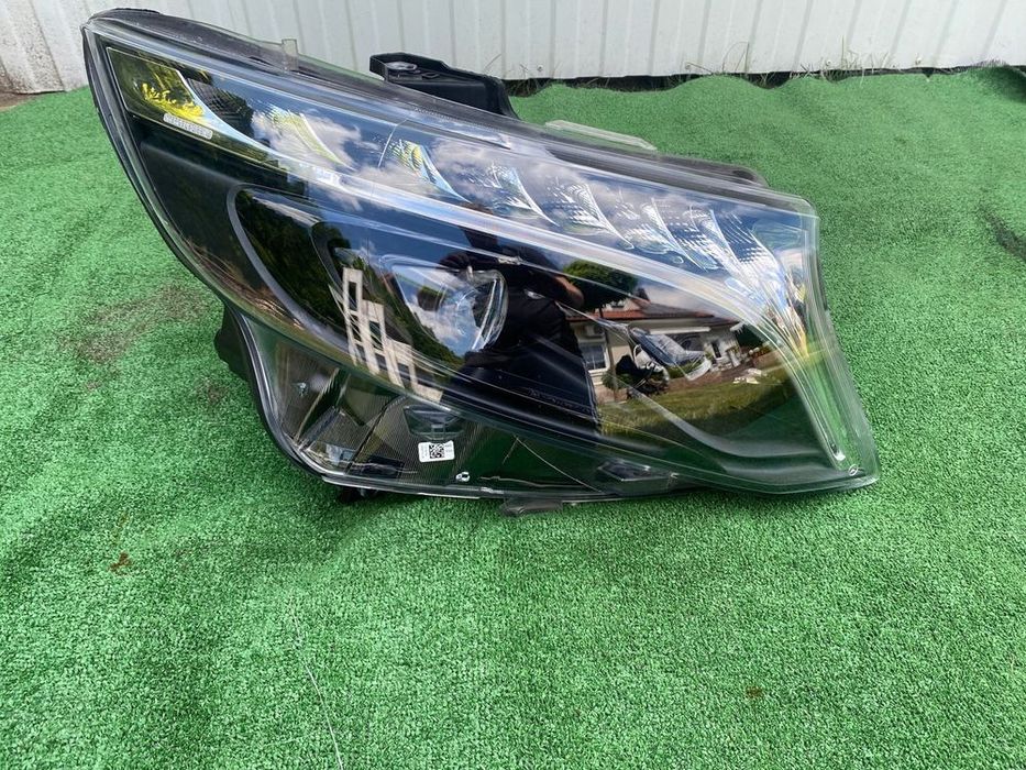 lampa przód prawa mercedes v-klasa w447 a4479063301 full lift czarna