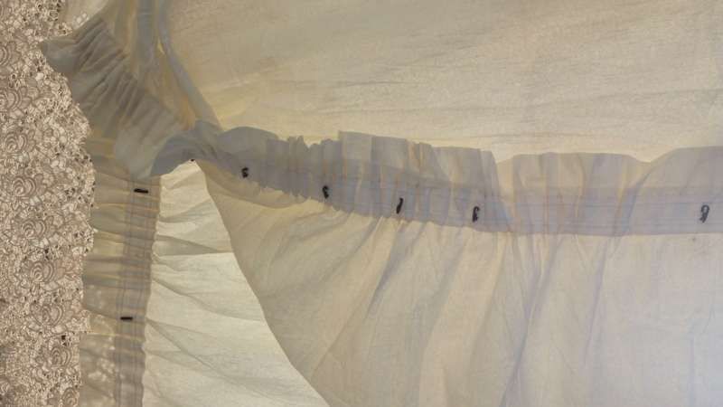 Conjunto de cortinados - com oferta de varão e acessórios