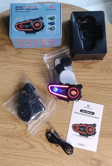 Блутуз гарнітура для шолома GEARELEC DK02. Є самовивіз від М.Осокорки