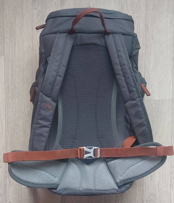 Рюкзак б/у Мckinley spantik vt 30, c дождевиком.