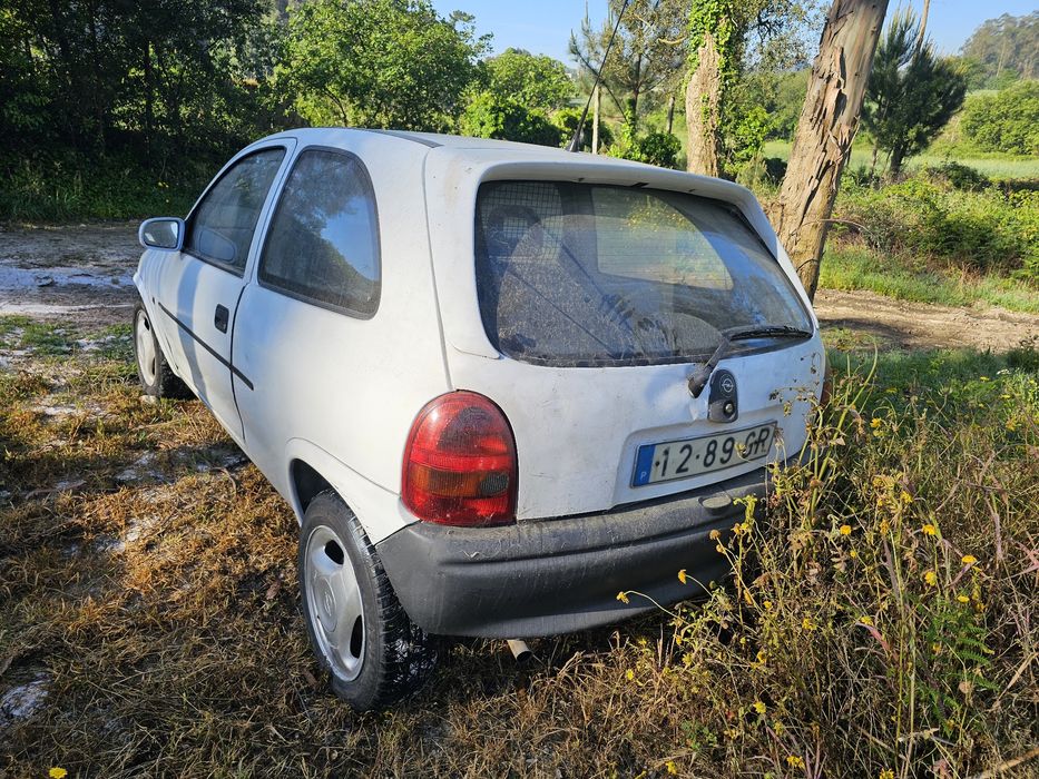 Opel corsa B comercial