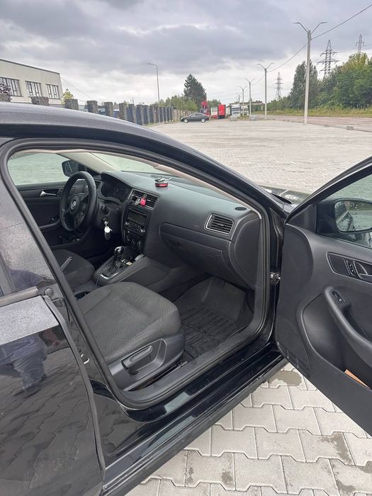 Volkswagen jetty 2011