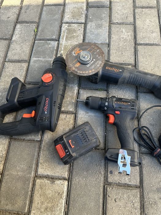 Інструмент Dnipro m