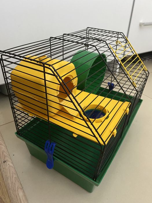 Клетки для морской свинки,хомяка