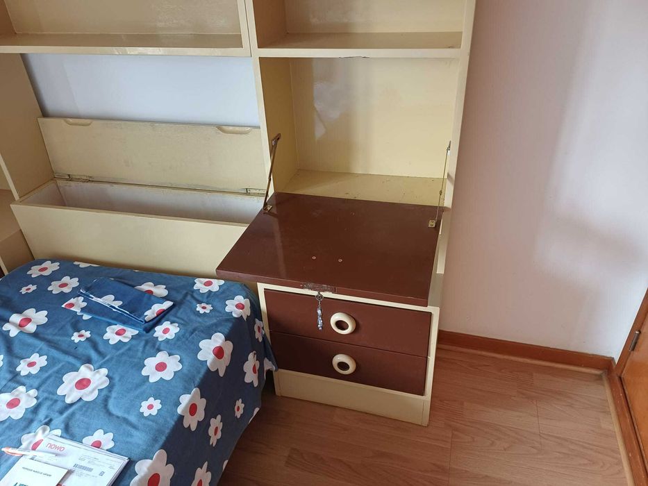 Mobília de quarto individual