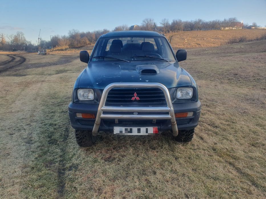 Міцик Л200, лівий руль, на повному бойовому