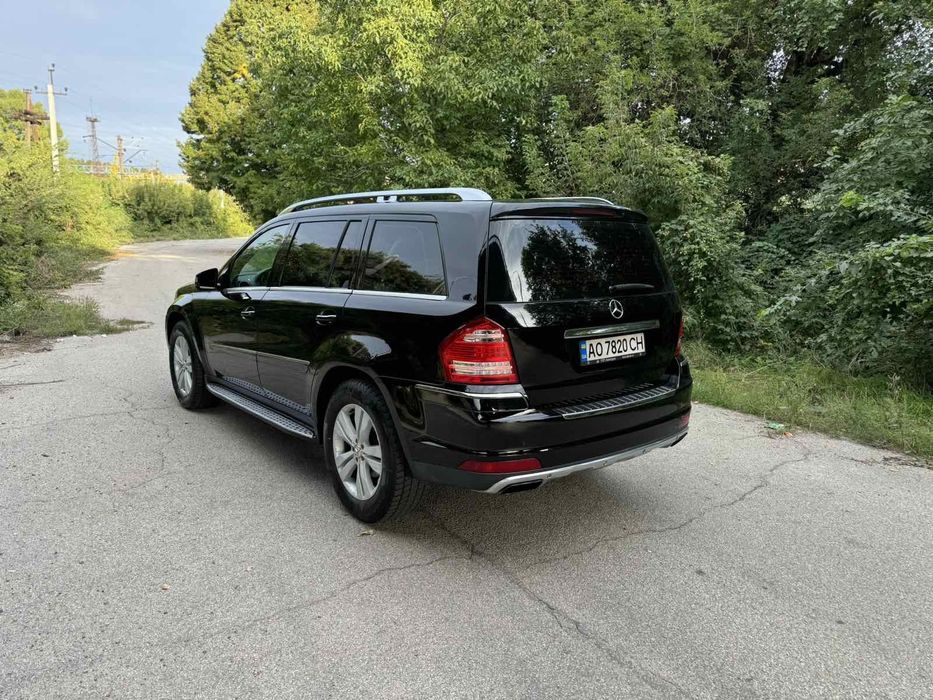 Продам Мерседес GL 350 2011 год полный привод