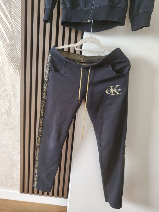 Zestaw komplet bluza spodnie