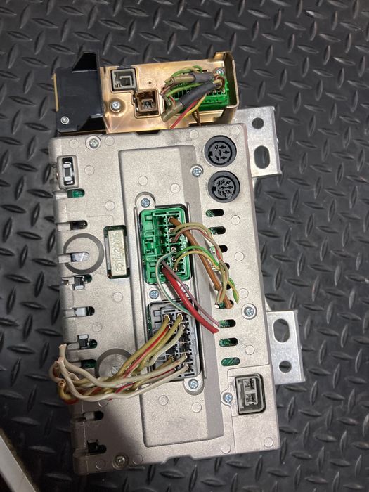 Volvo S60 - radio