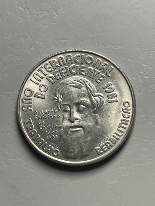 Moedas antiga. 5€ por cada lote de 20 moedas antigas