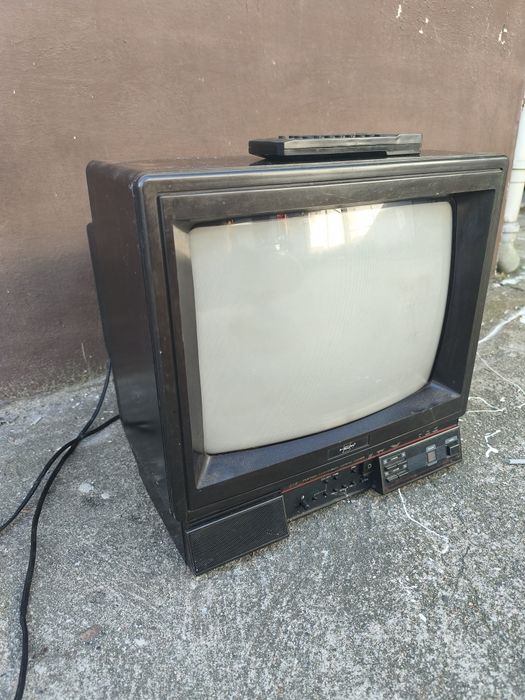 Mały telewizor PRL Vintage