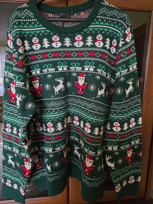 Sweterek świąteczny