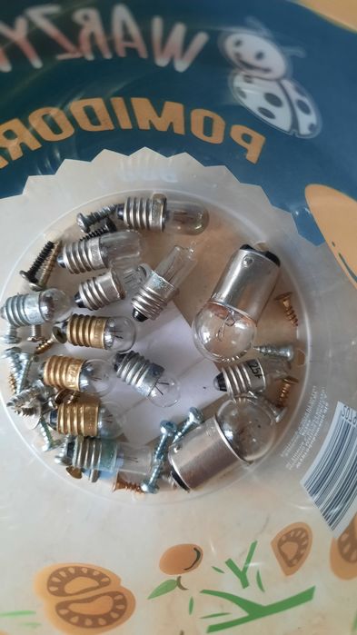 Żarówki rowerowe retro PRL 6V 2,4 Watt różne