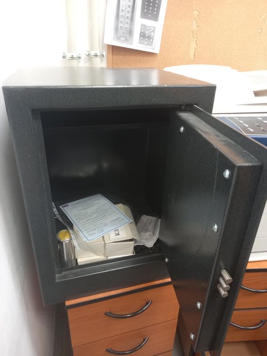 Депозитный сейф Valberg ASD-19