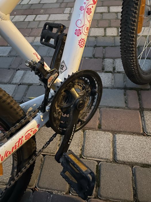 Продаю велосипед б/в Avanti jasmine 12"