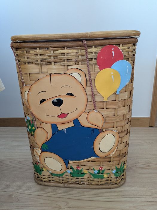 Cesto em vime  para brinquedos de criança