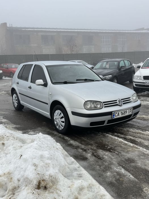 Volkswagen Golf 1998