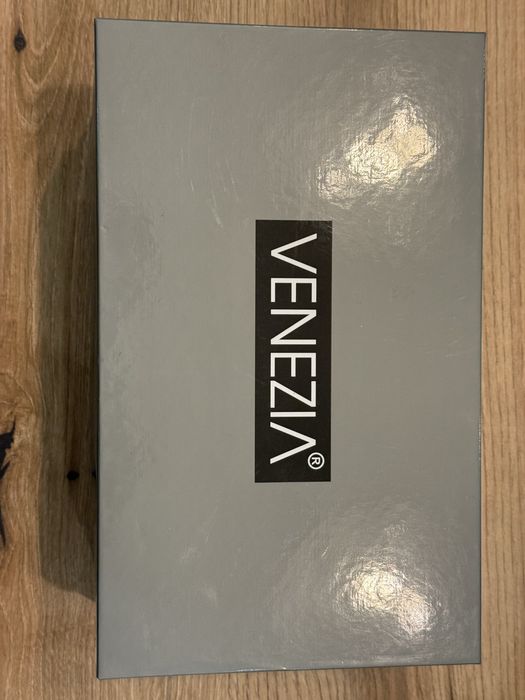 Buty Venezia – zamszowe mokasyny, granatowe, nowe, r. 36