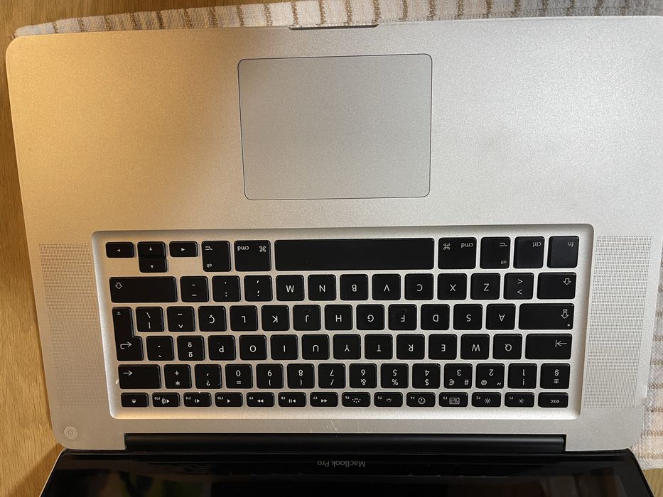 Macbook Pro 15 - 8gb 1tb