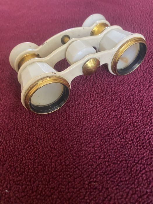 Бінокль радянський театральний