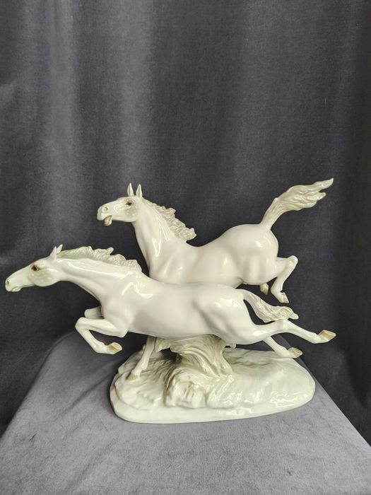 Hutschenreuther figurka Konie w galopie