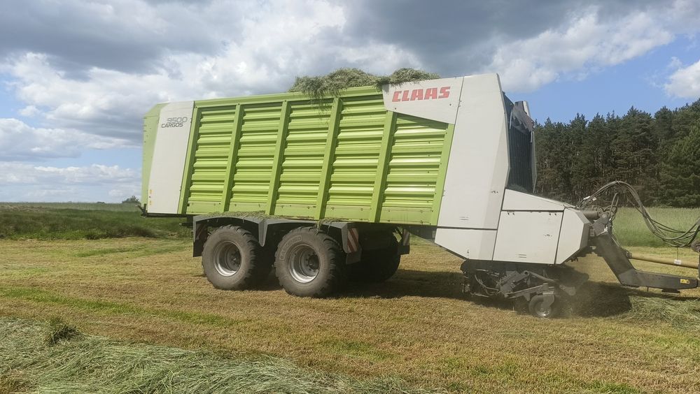 Przyczepa samozbierająca Claas Cargos 9500