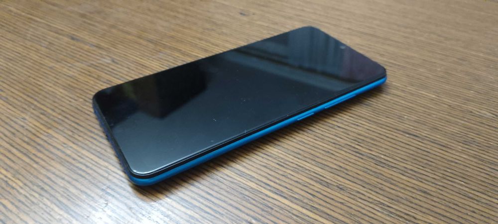 Смартфон ViVo Y1s / 32-2  GB