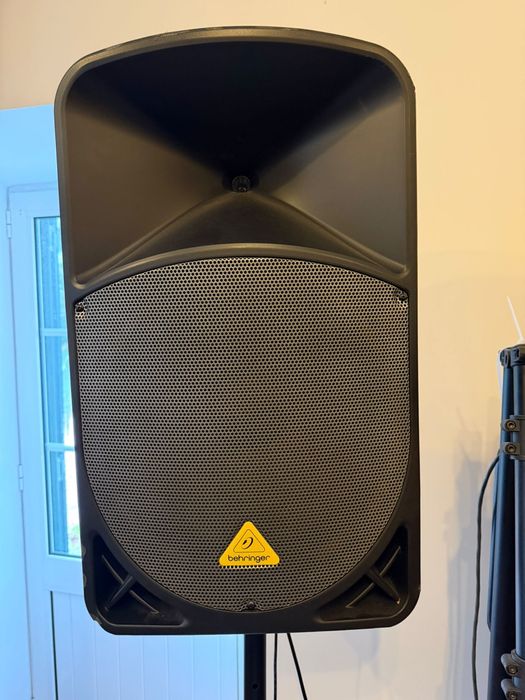 BEHRINGER EUROLIVE B115D – Coluna Ativa 1000W